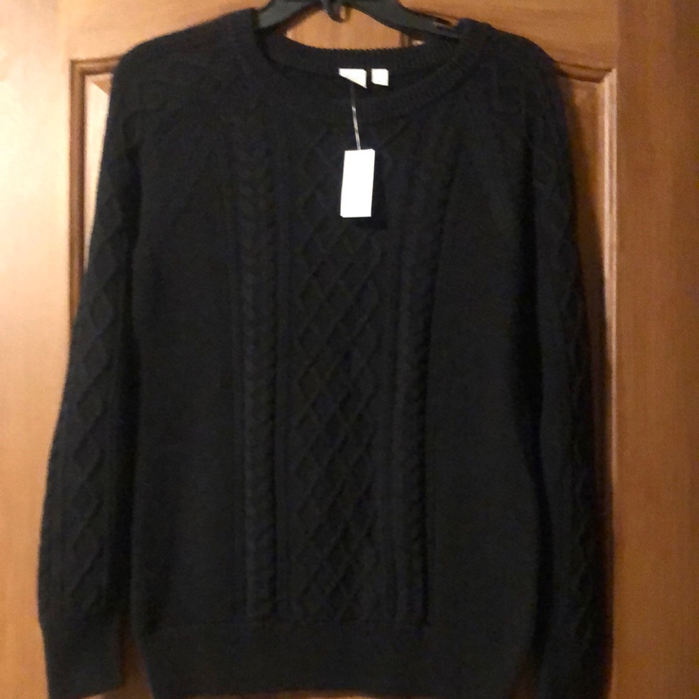 Gap Black Crewneck Sweater